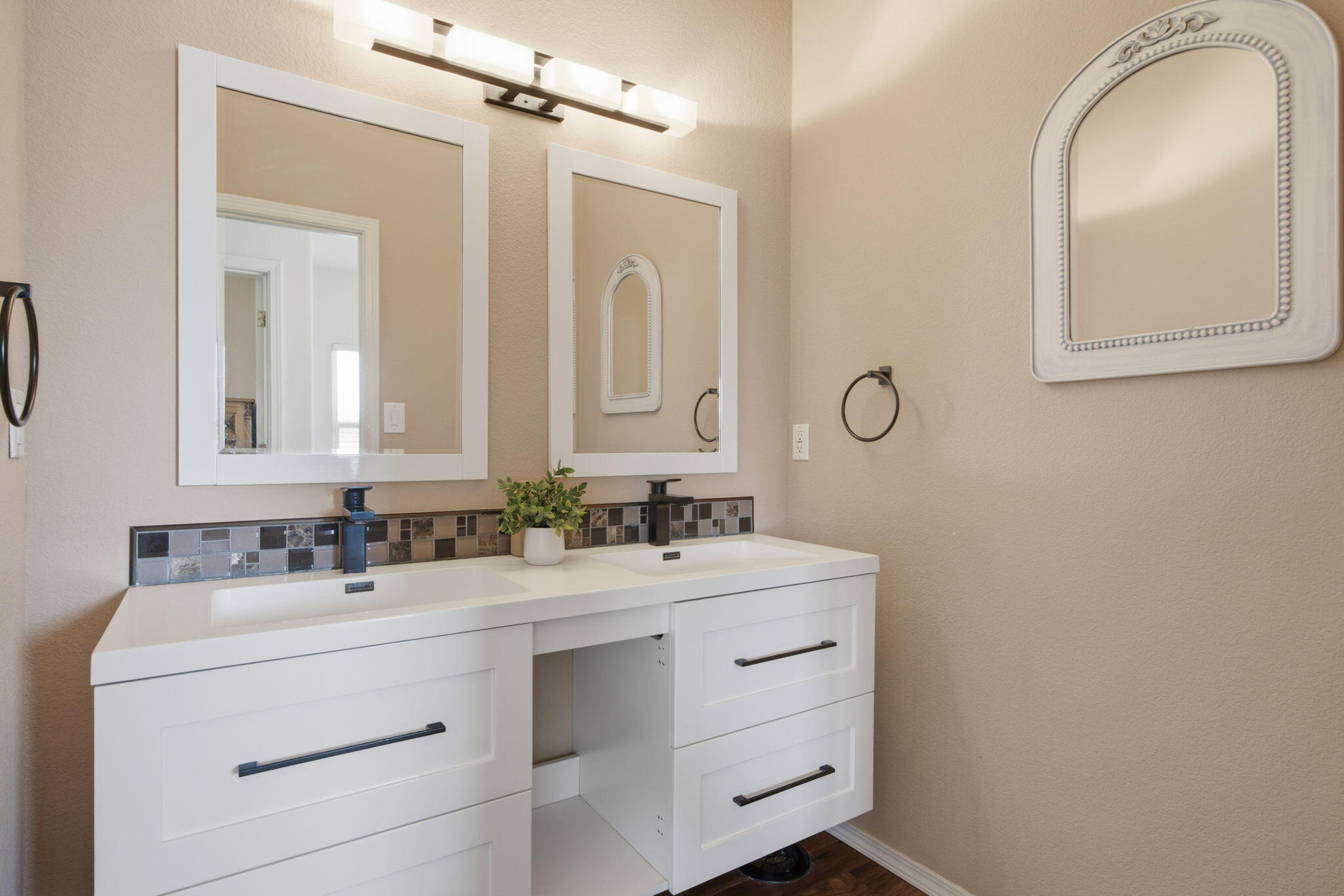 Photo 20 — 1520 Presto Way NW