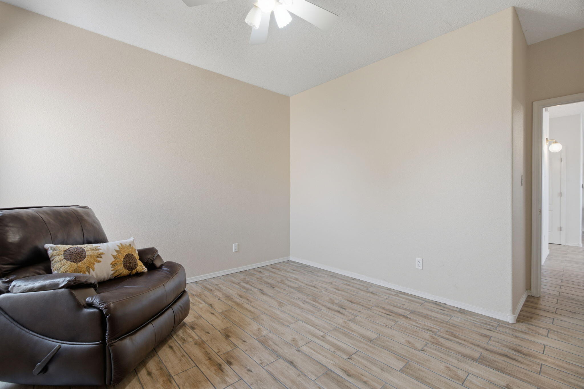Photo 17 — 1520 Presto Way NW