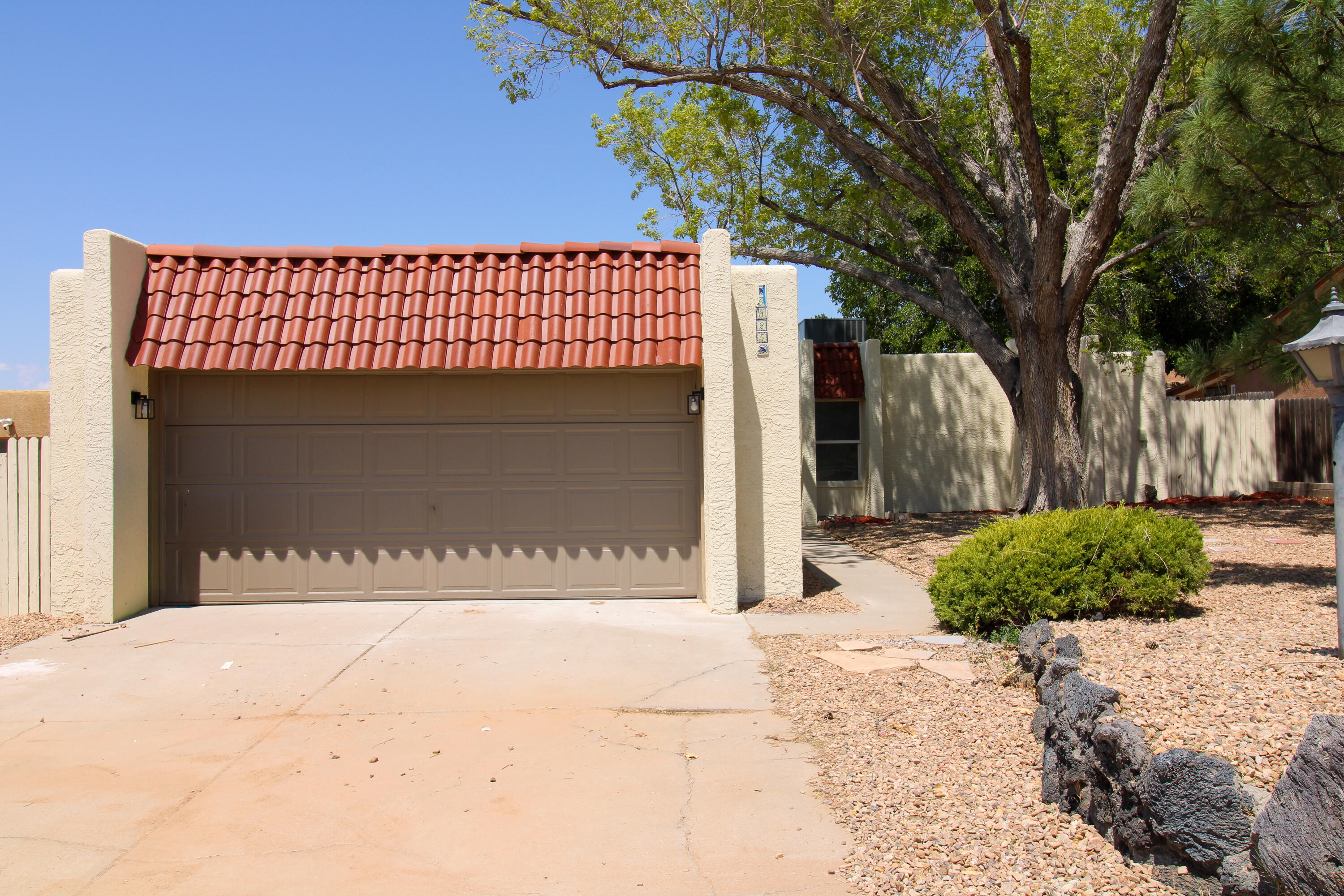 6325 Christy Avenue NE, Albuquerque, NM 87109