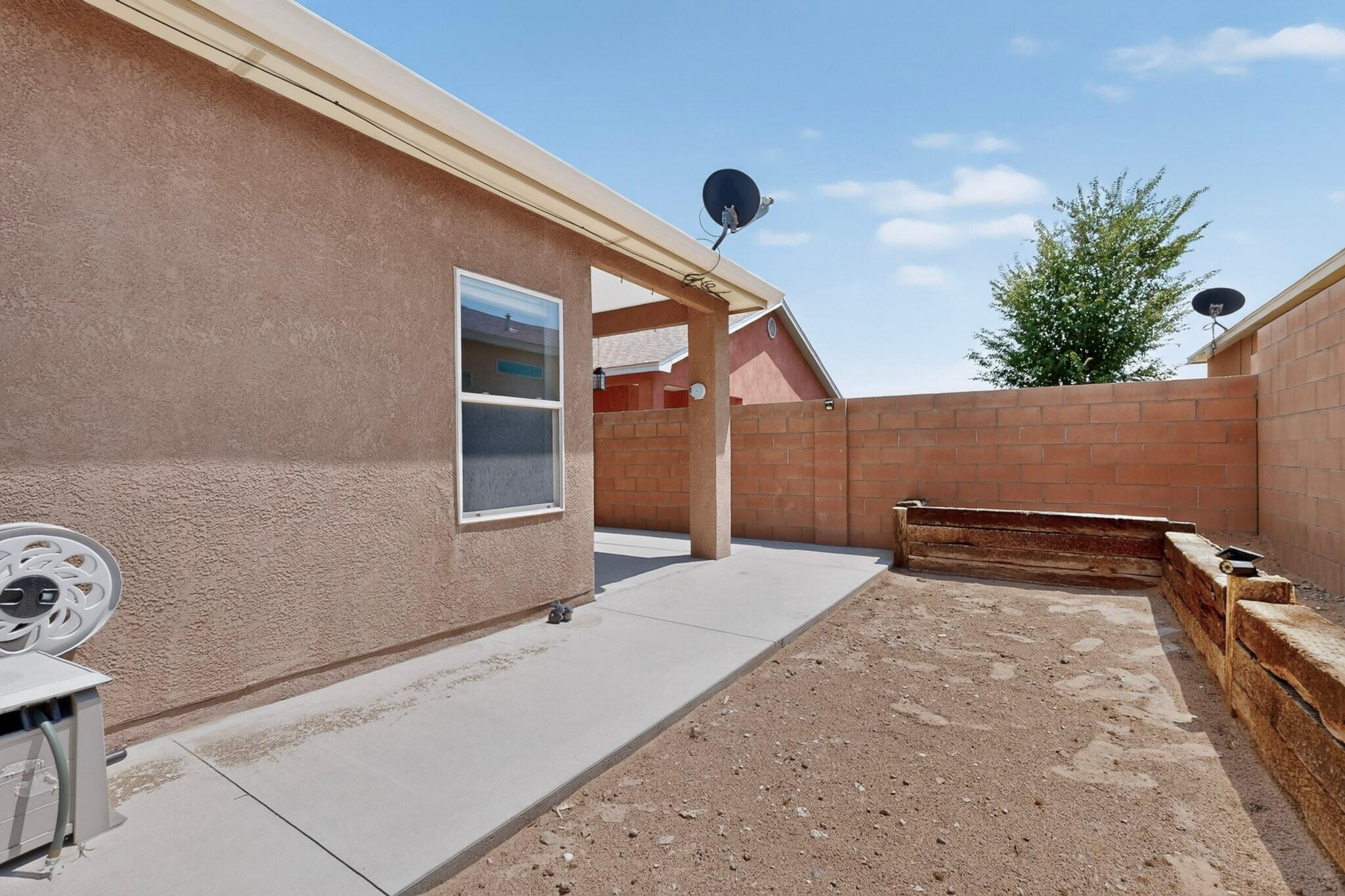 Photo 8 — 2367 Firewheel Avenue SW