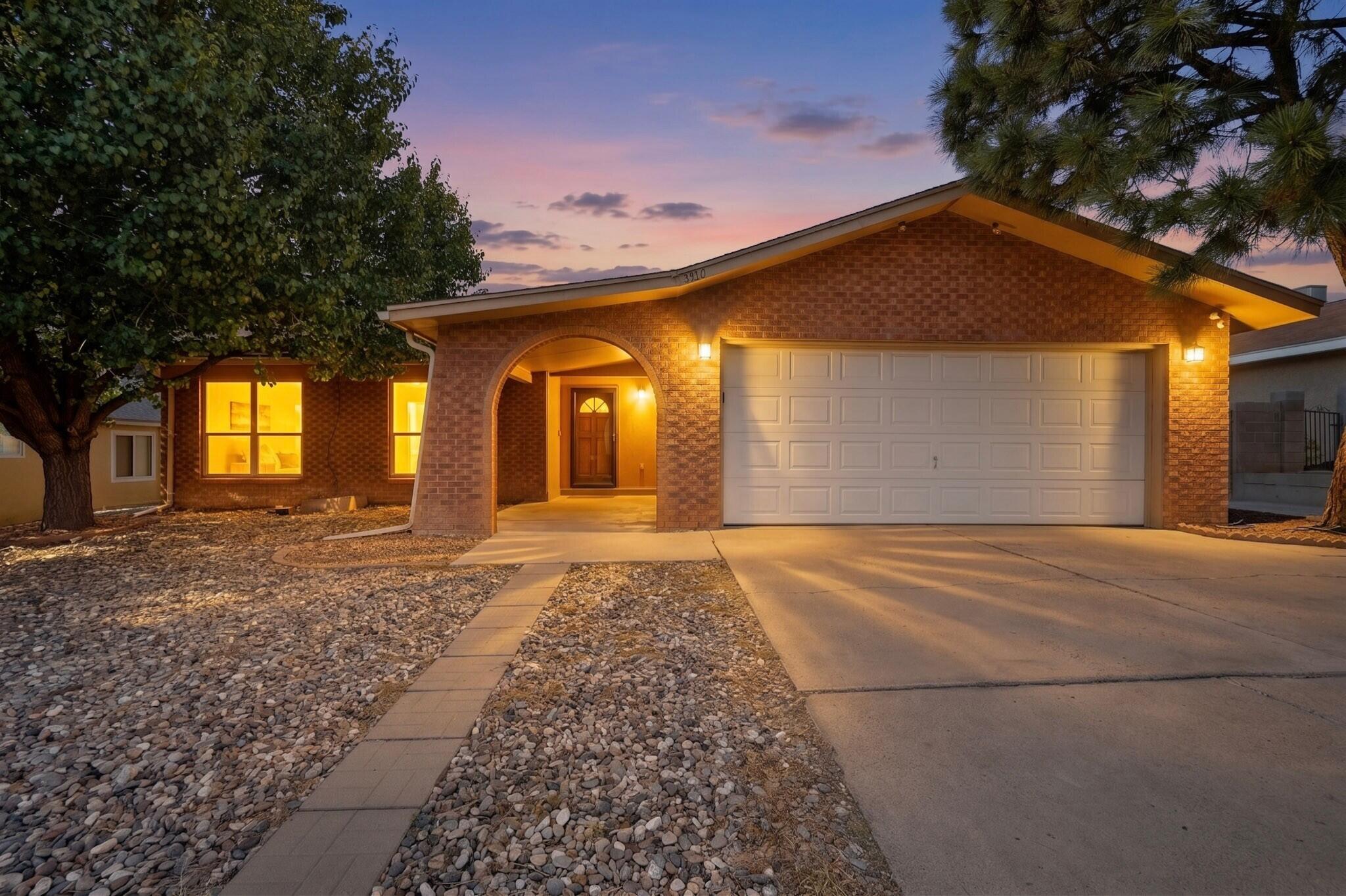 9015 FREEDOM Way NE, Albuquerque, NM 87109