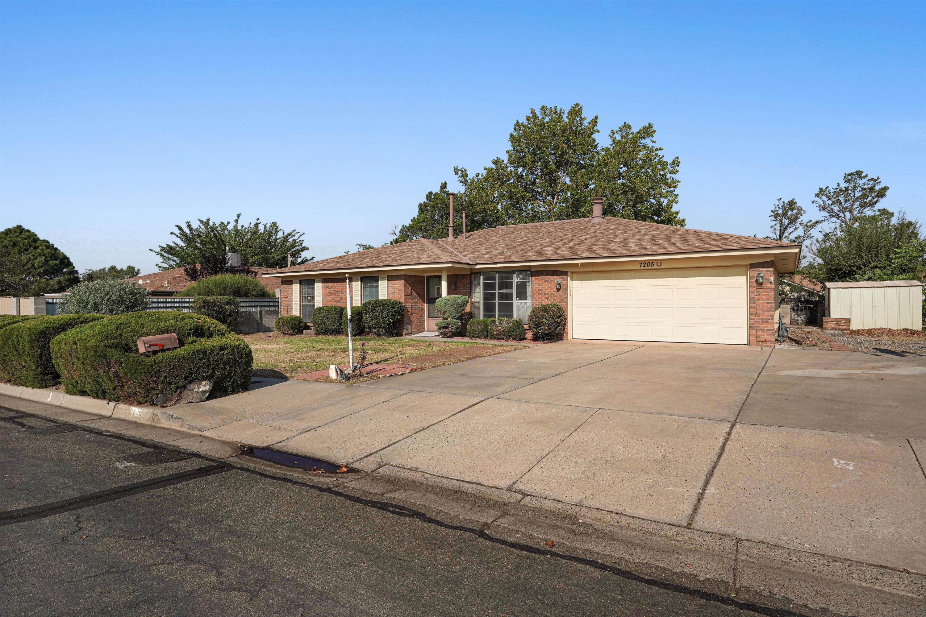 7205 Luella Anne Drive NE