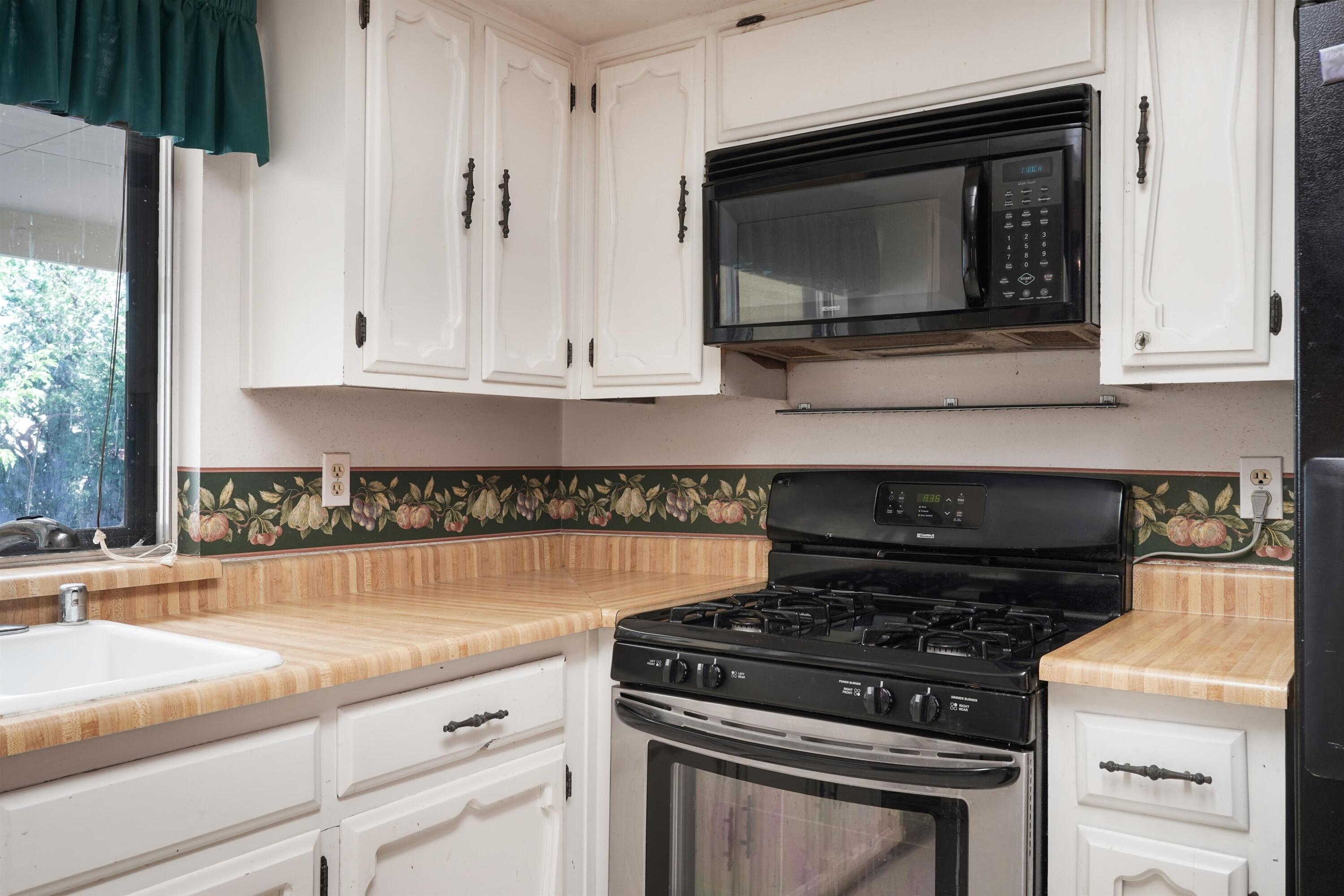 Photo 4 — 7205 Luella Anne Drive NE