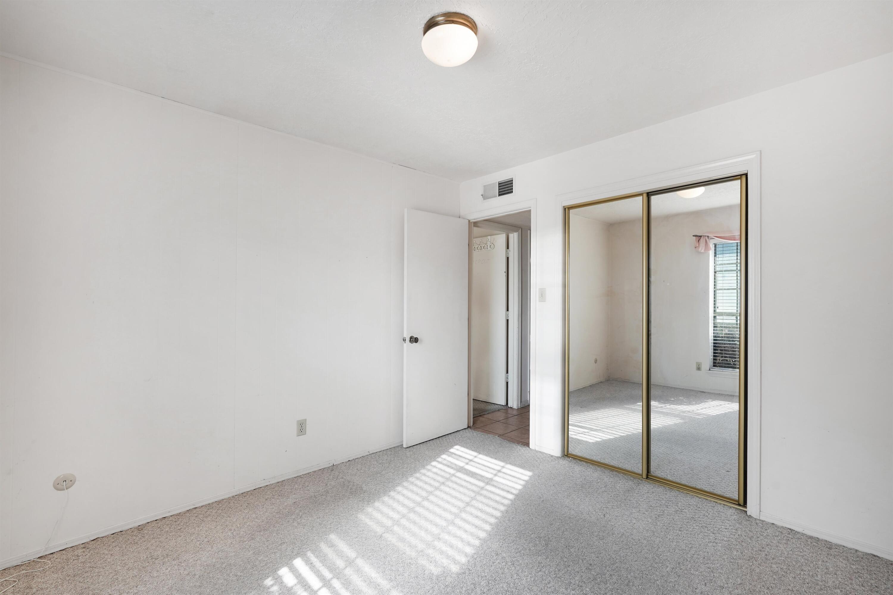 Photo 12 — 7205 Luella Anne Drive NE