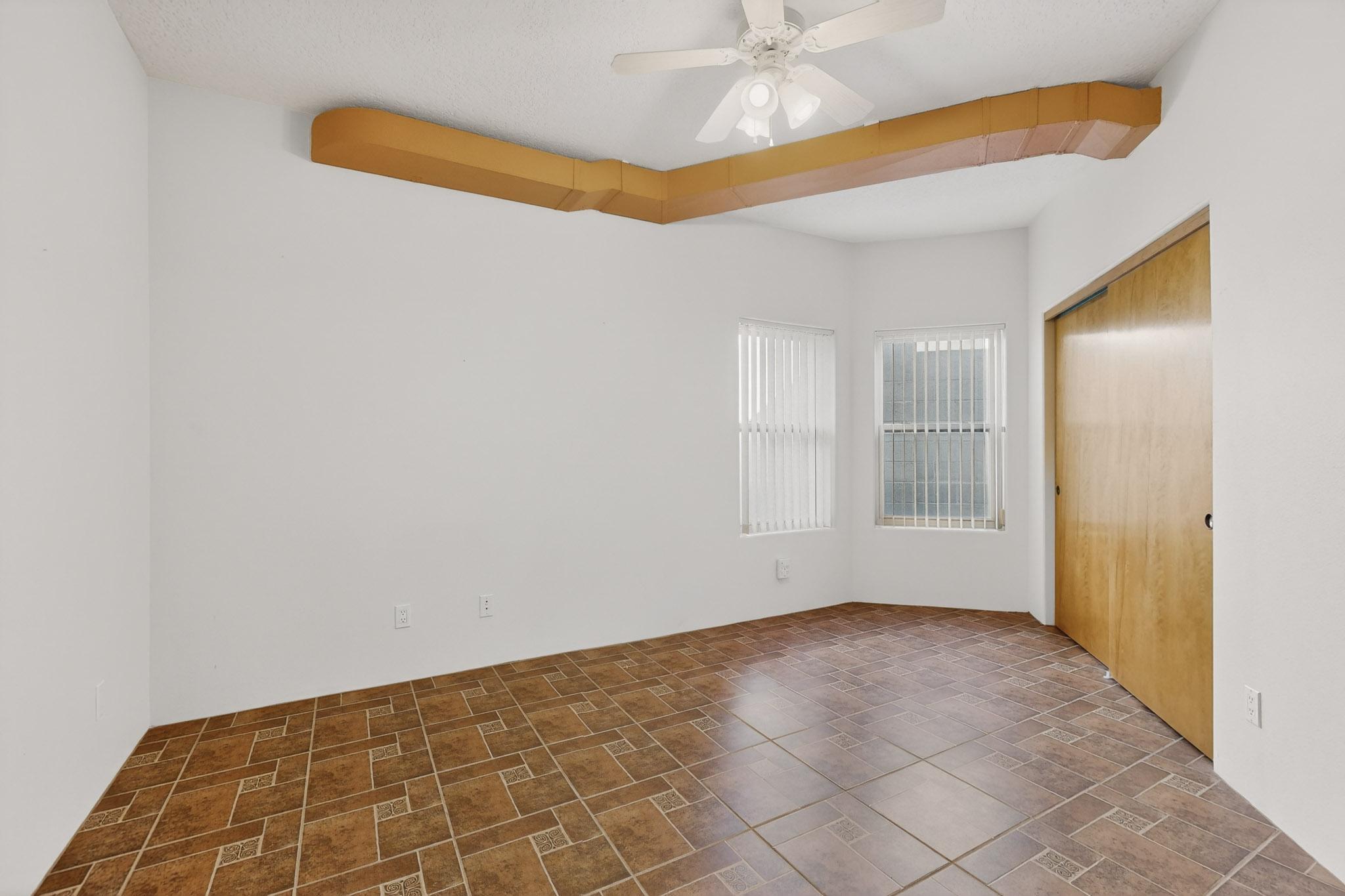 Photo 4 — 10517 Sorrento Drive NW