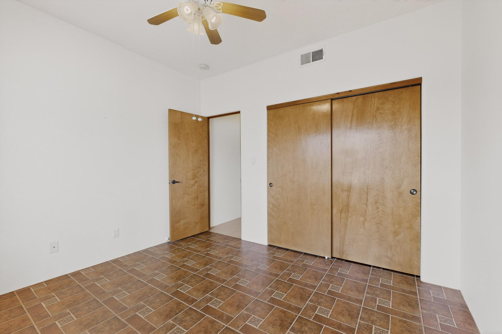 Photo 11 — 10517 Sorrento Drive NW