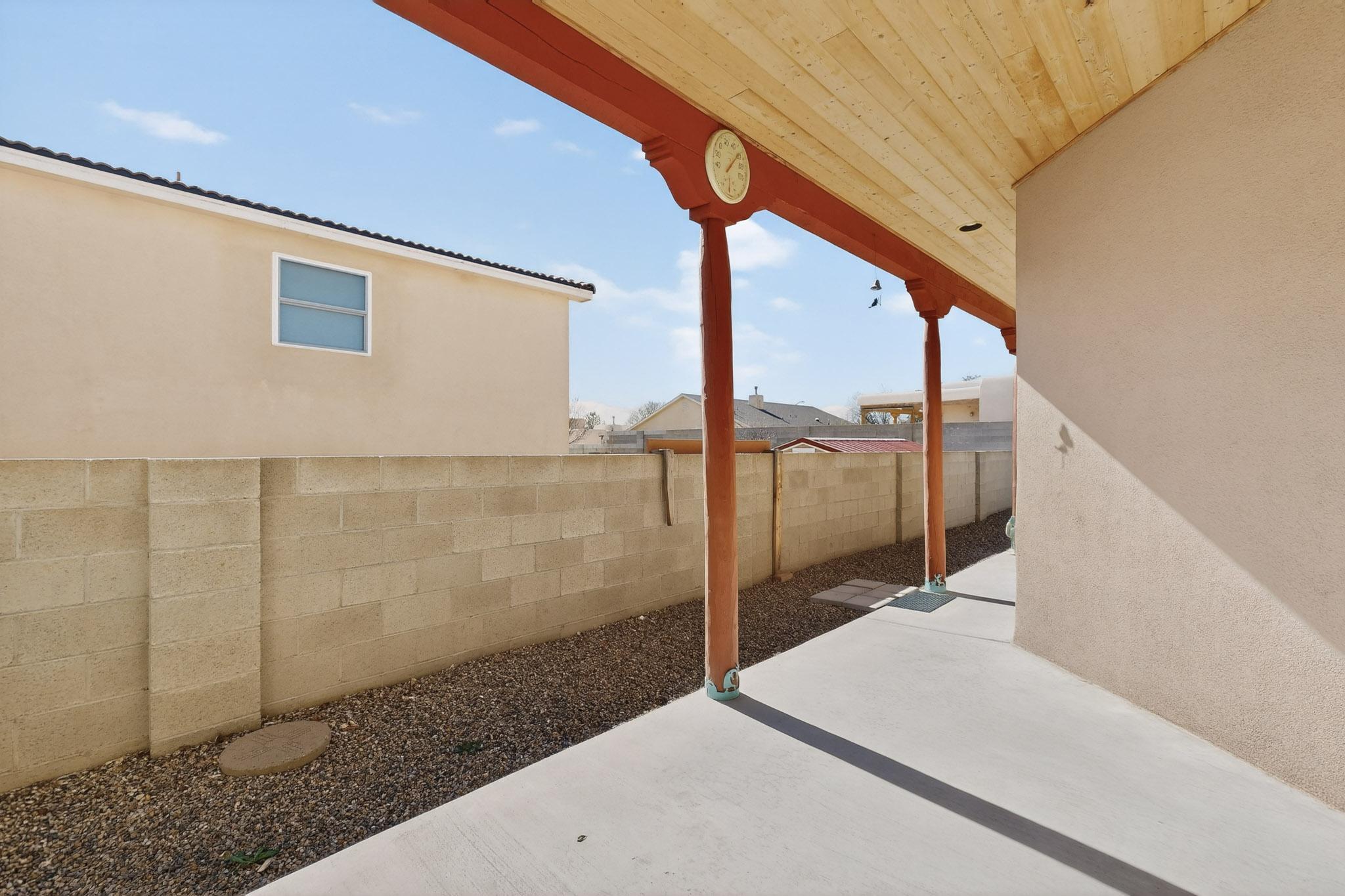 Photo 16 — 10517 Sorrento Drive NW
