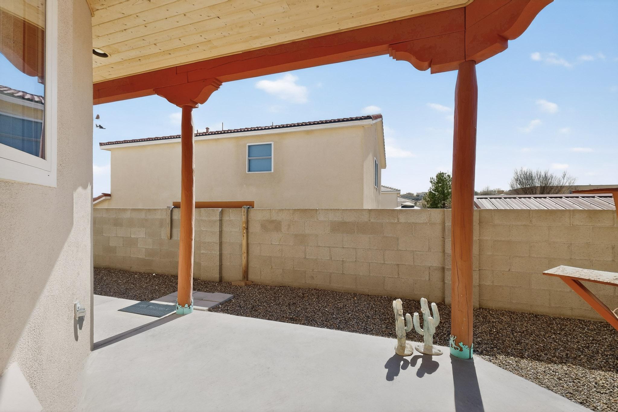 Photo 17 — 10517 Sorrento Drive NW