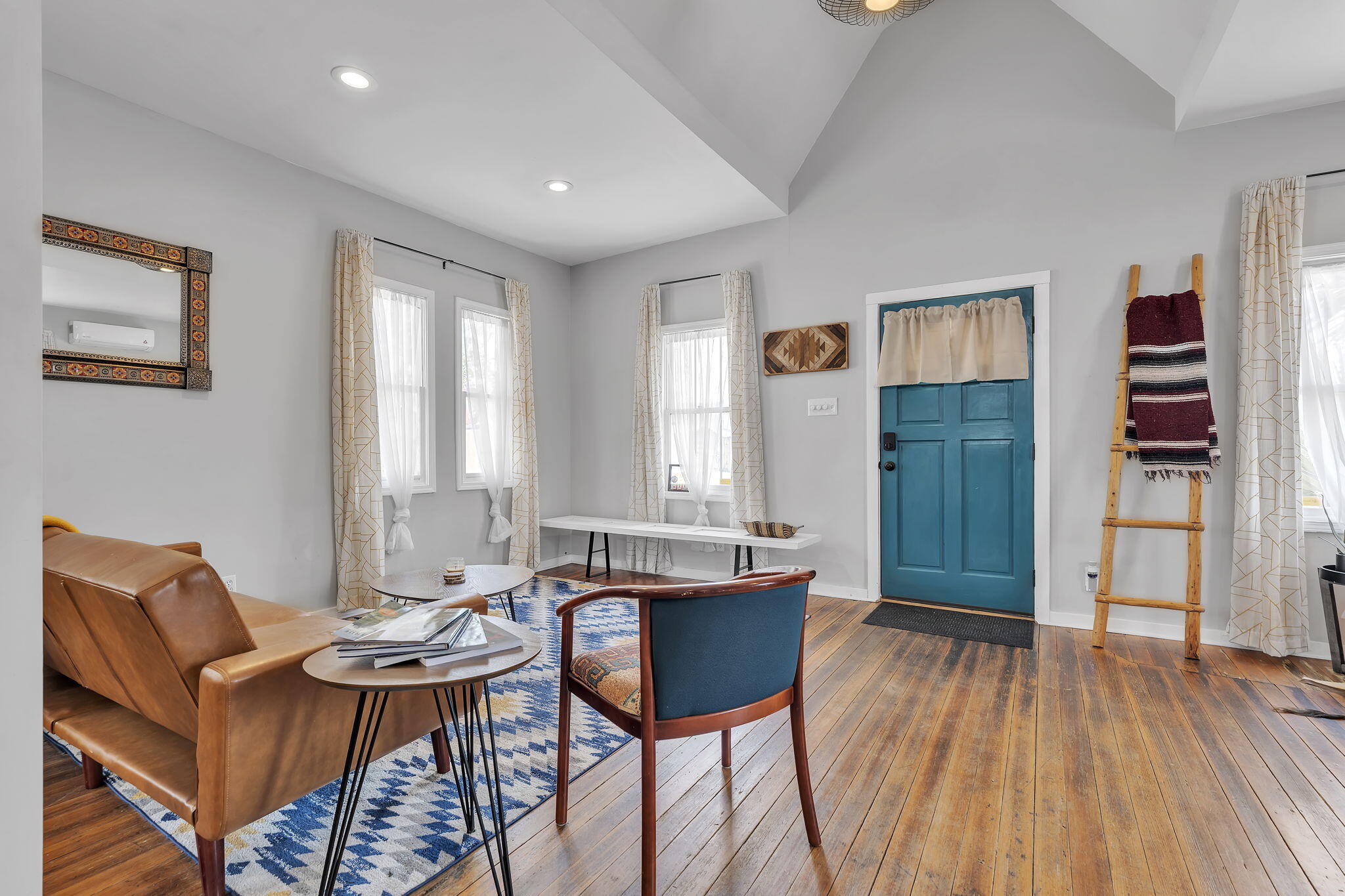 Photo 12 — 613 Iron Avenue SE
