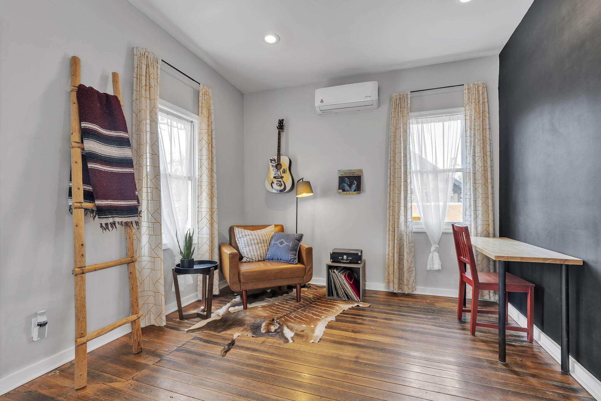 Photo 13 — 613 Iron Avenue SE