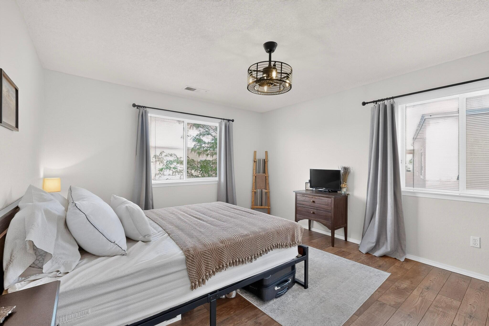 Photo 20 — 4701 Morris Street NE 3904