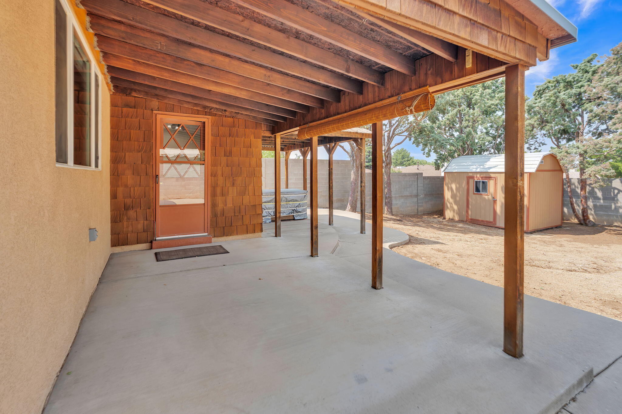 Photo 17 — 2445 Algodones Street NE