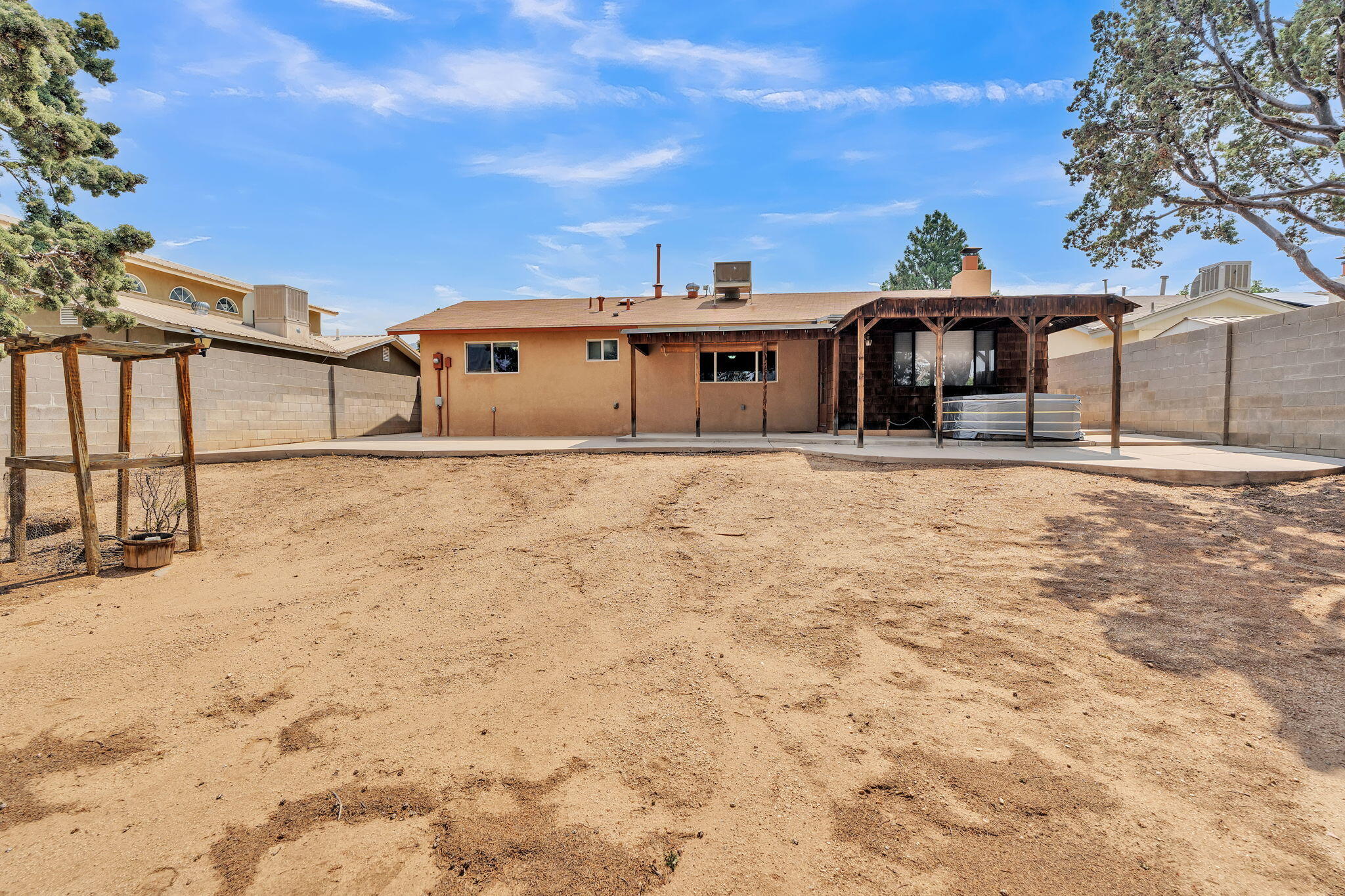 Photo 4 — 2445 Algodones Street NE