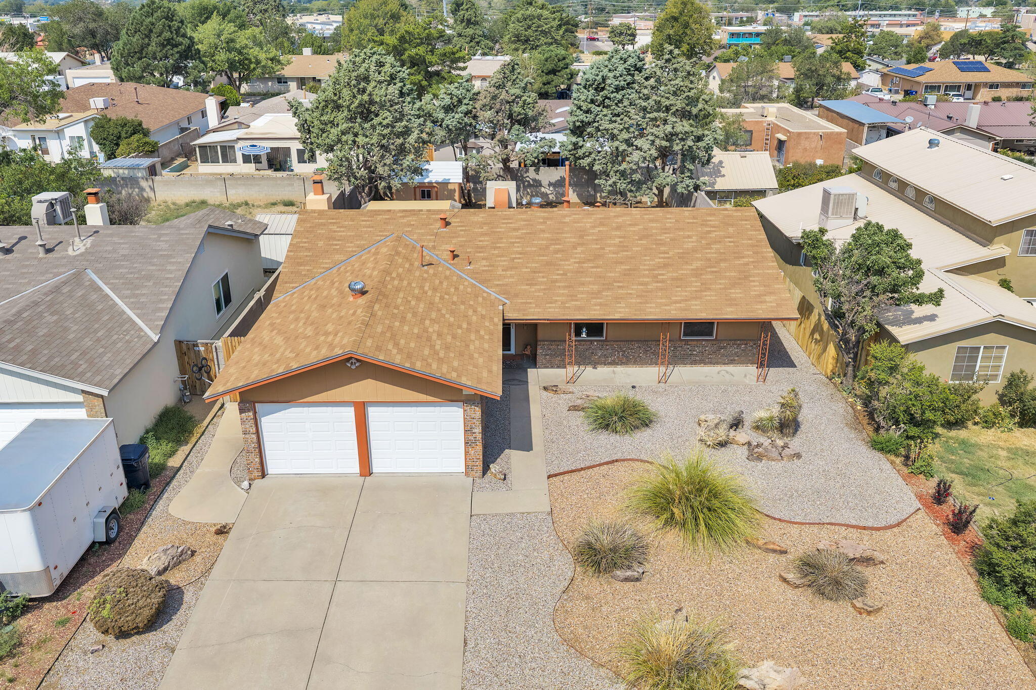 Photo 5 — 2445 Algodones Street NE