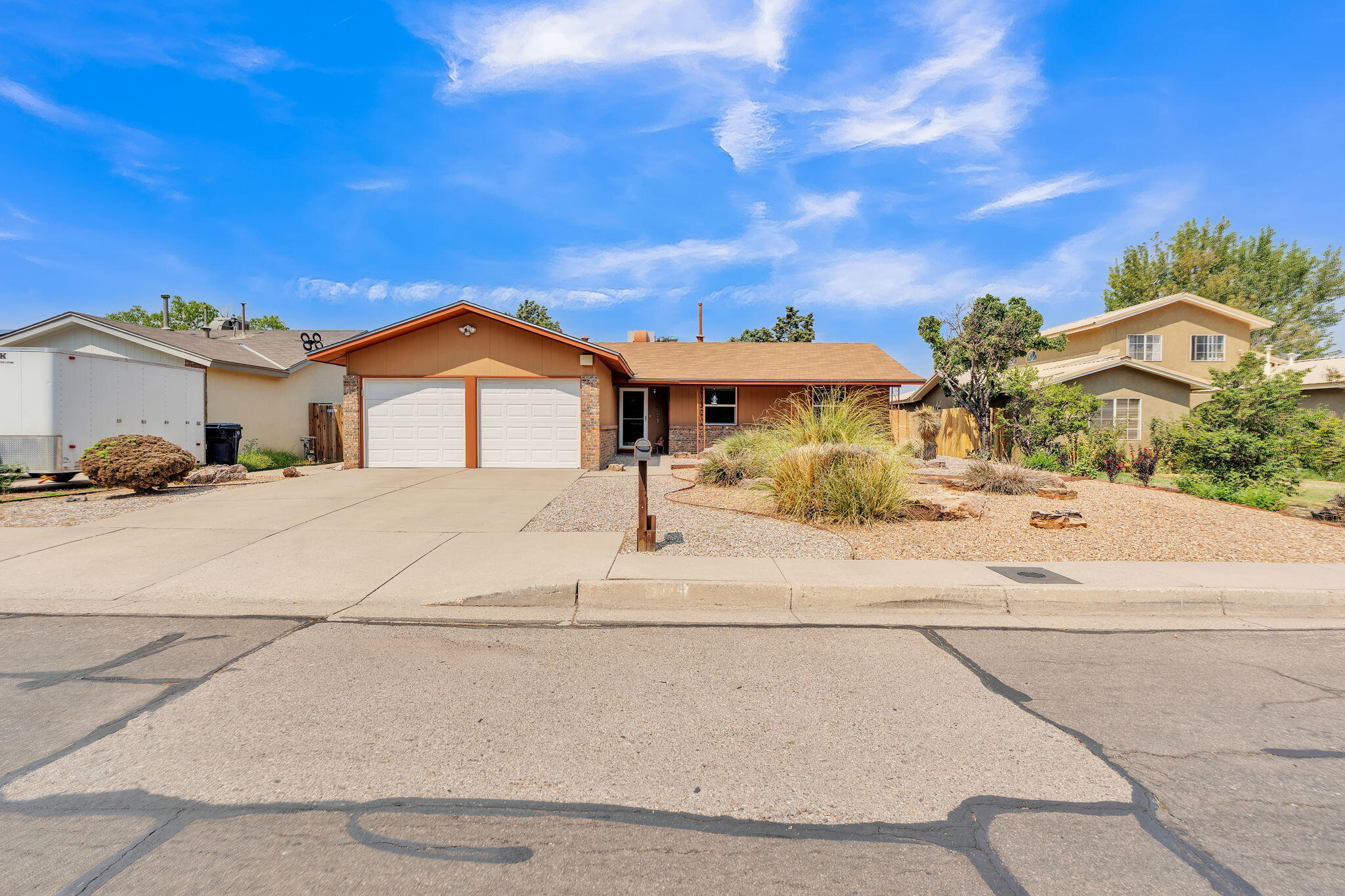 Photo 12 — 2445 Algodones Street NE