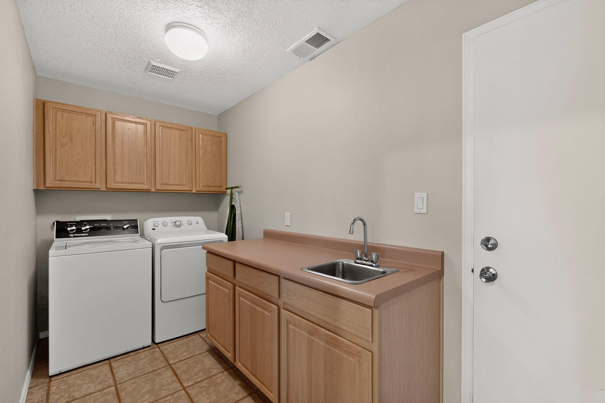 Photo 3 — 28 Asher Lane