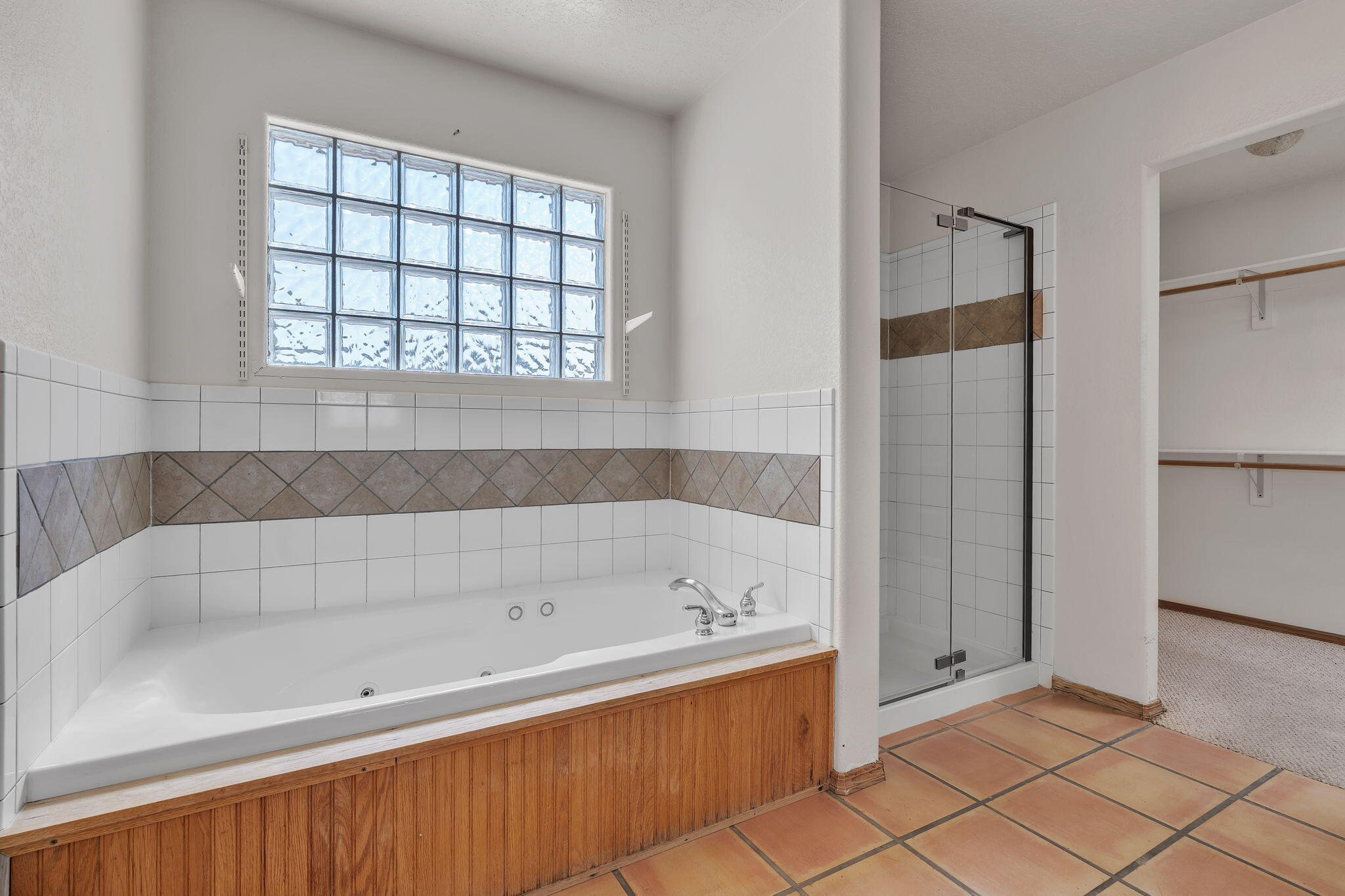 Photo 2 — 115 El Rey Drive NW