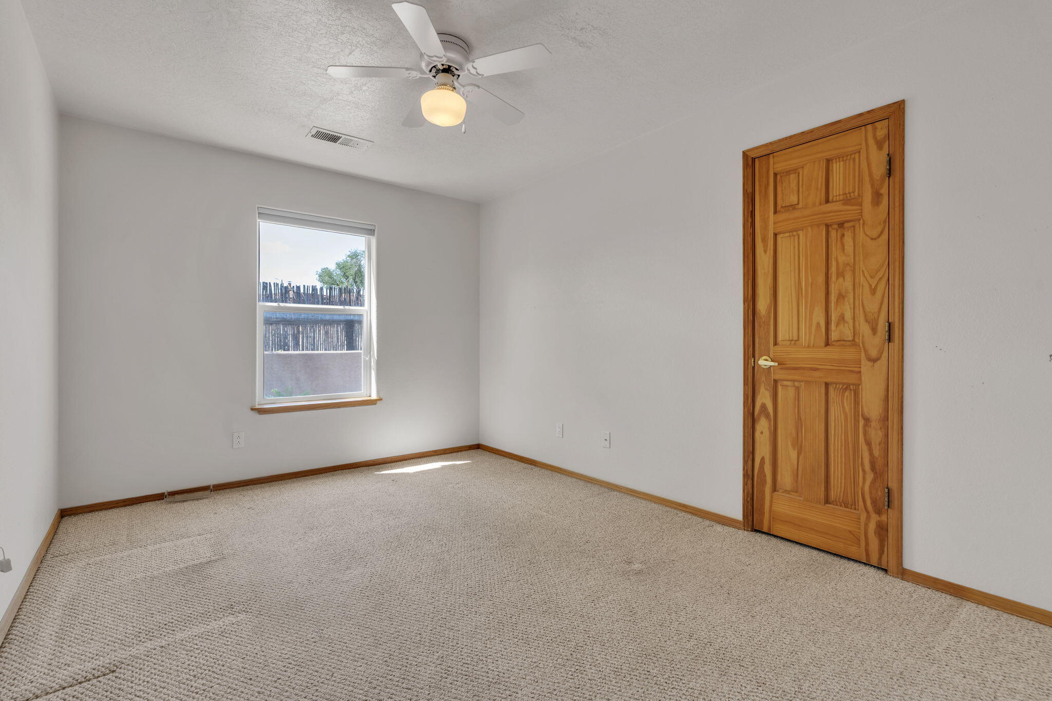 Photo 10 — 115 El Rey Drive NW