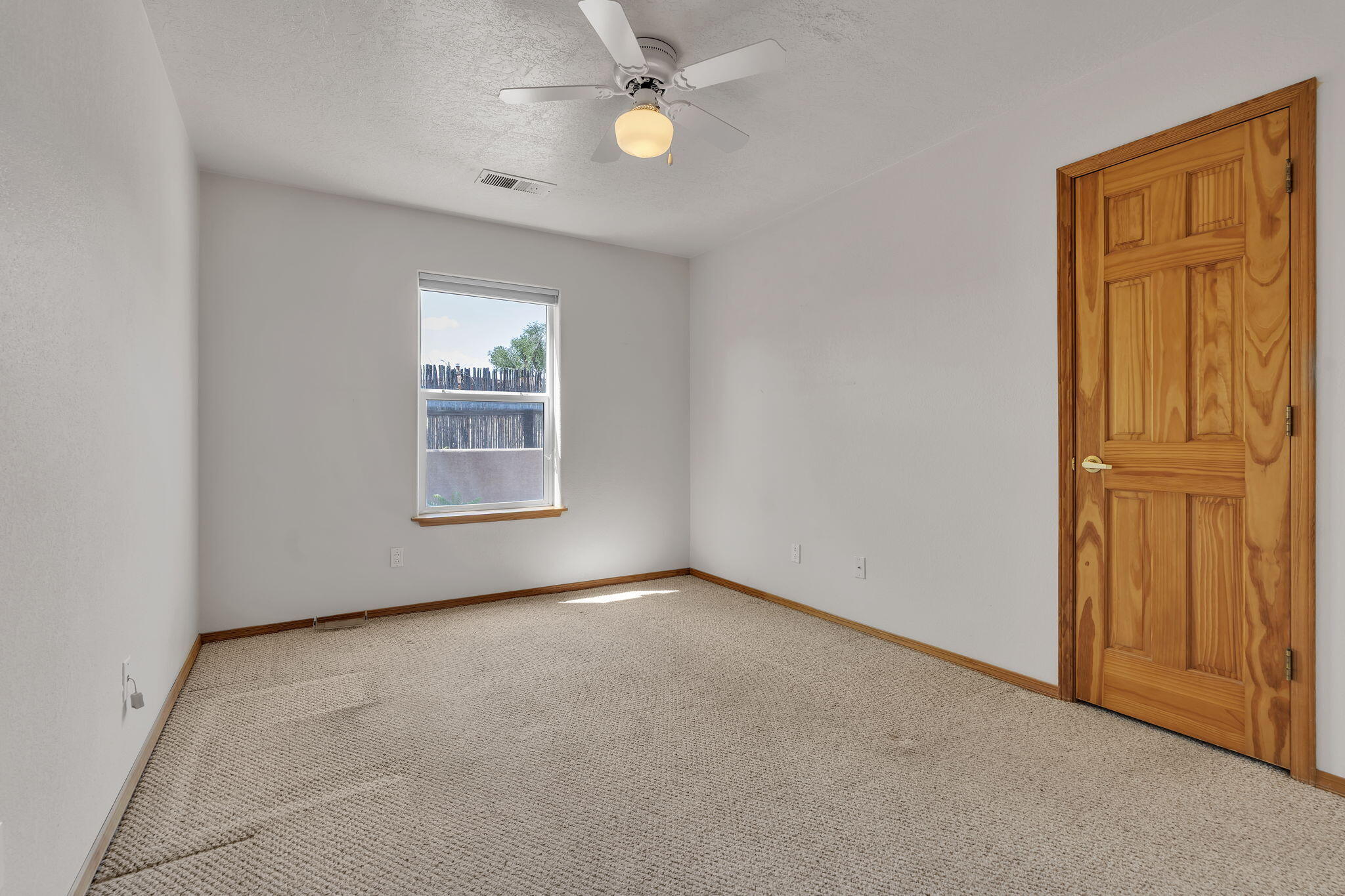 Photo 12 — 115 El Rey Drive NW