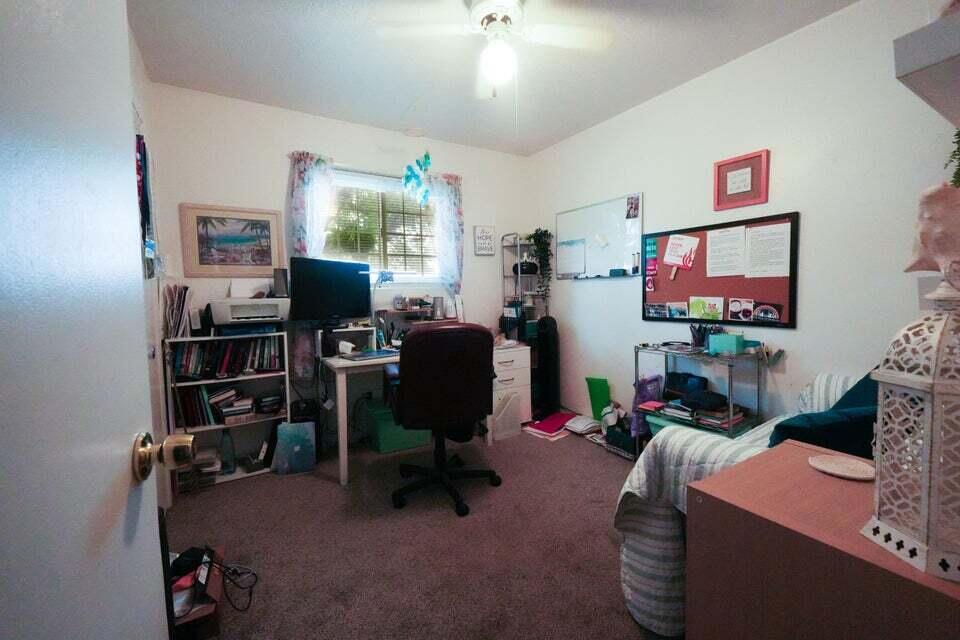 Photo 2 — 13421 Canyonview Place NE