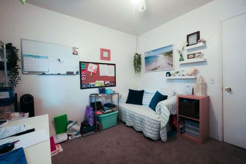 Photo 3 — 13421 Canyonview Place NE