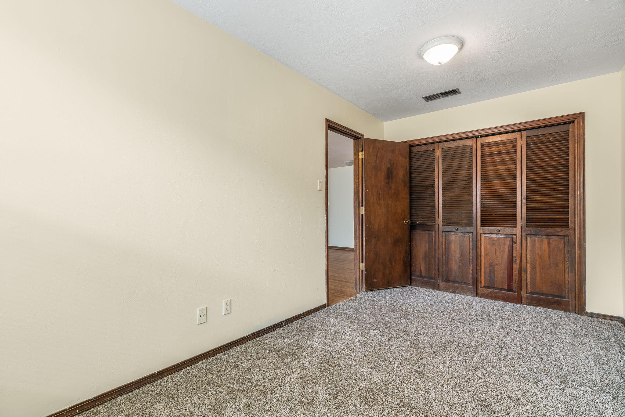 Photo 12 — 2905 Palo Verde Drive NE