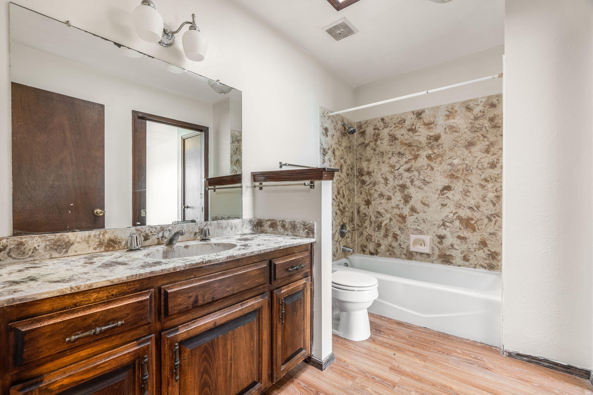 Photo 4 — 2905 Palo Verde Drive NE