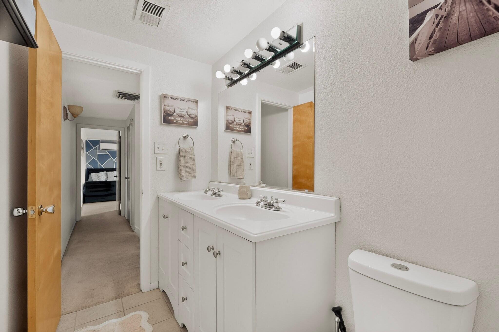 Photo 18 — 3720 General Stilwell Street NE