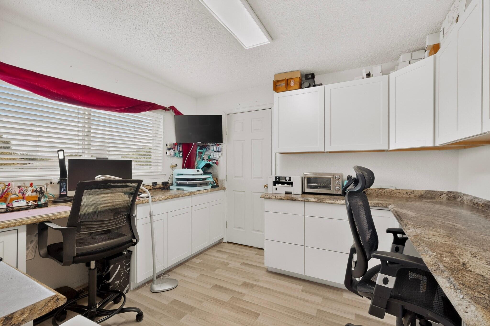 Photo 14 — 3720 General Stilwell Street NE