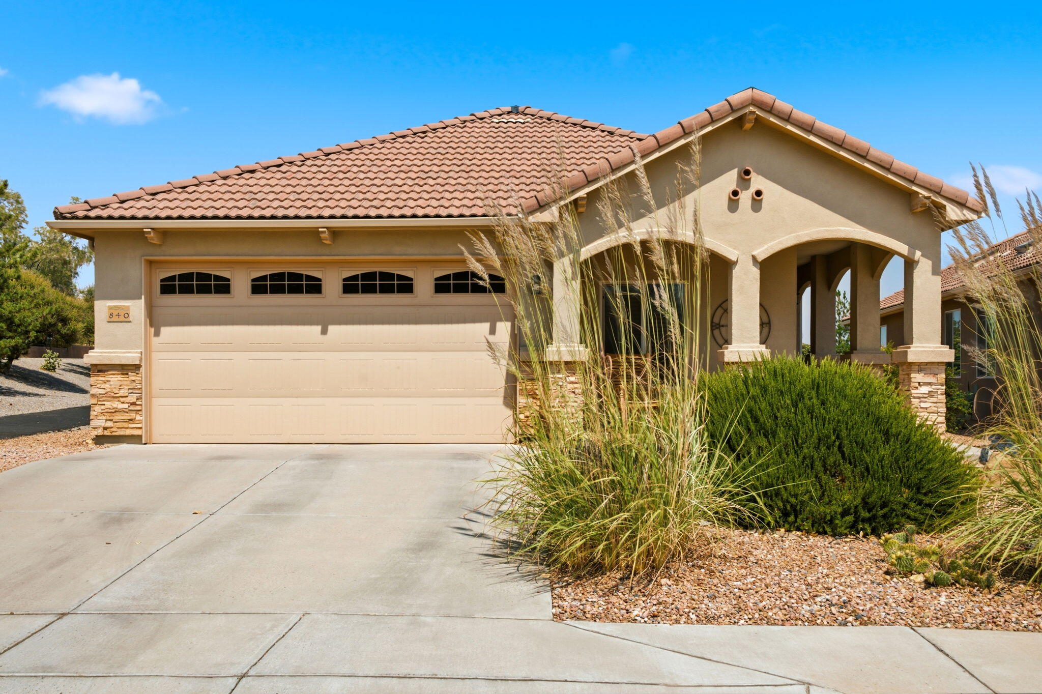 840 Cottonwood Circle, Bernalillo, NM 87004