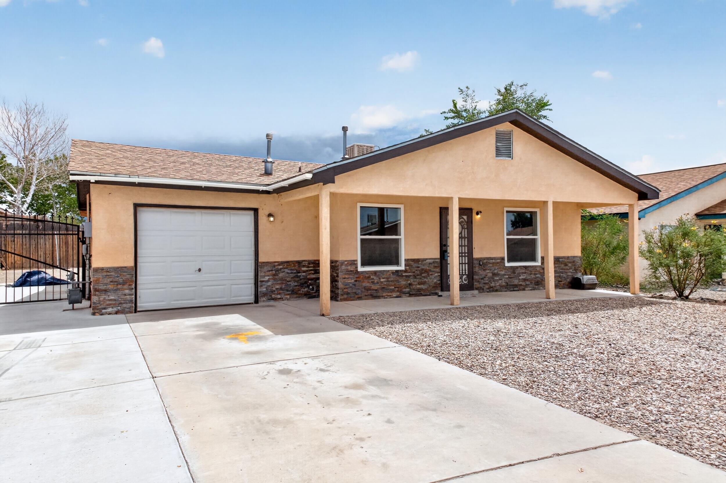 10 Nehemiah Place, Los Lunas, NM 87031