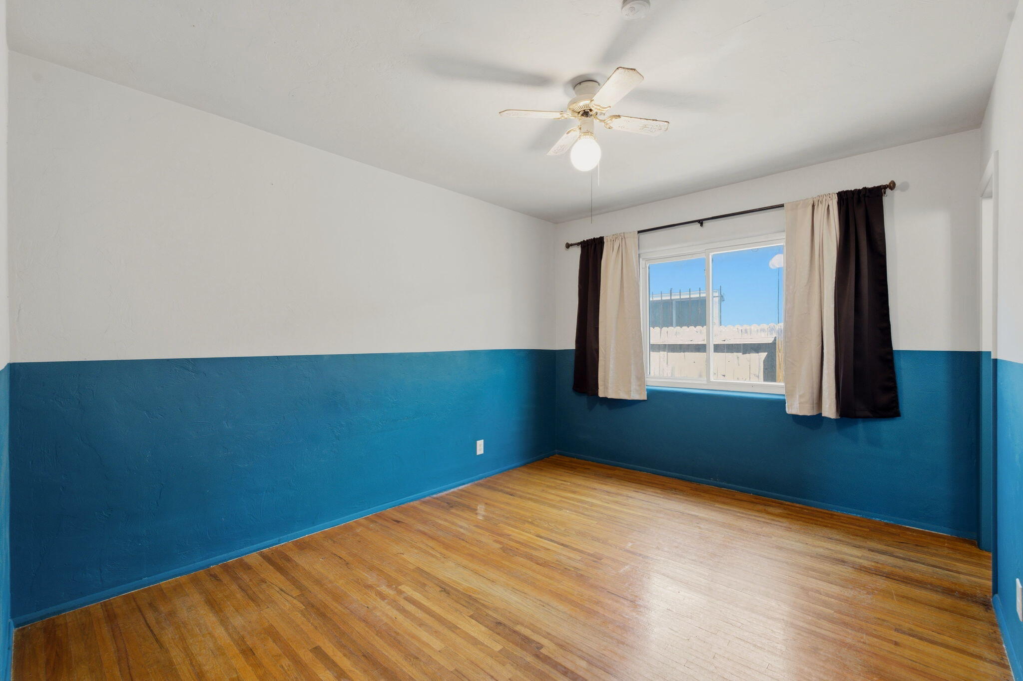 Photo 15 — 932 Florida Street SE