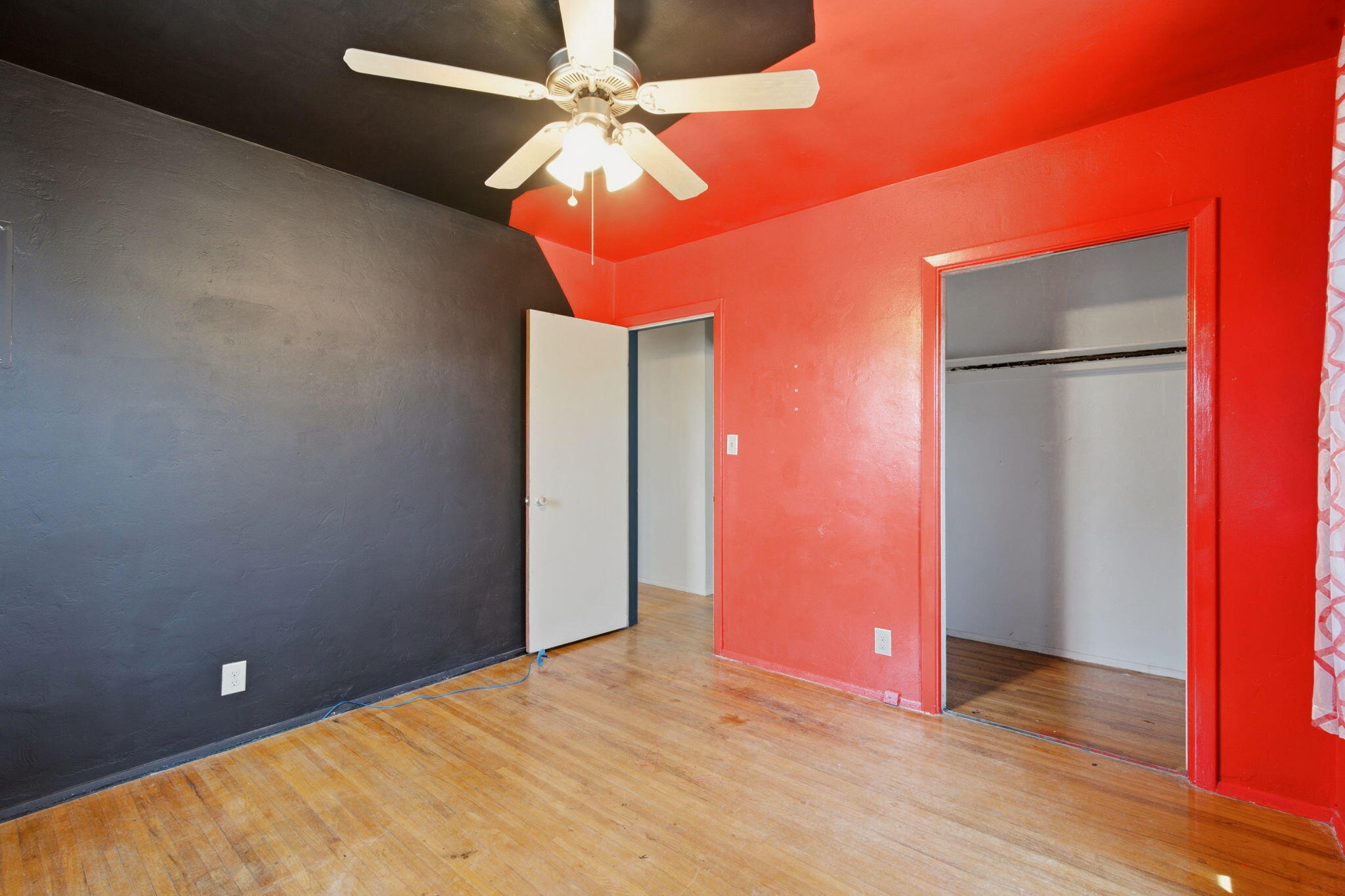 Photo 10 — 932 Florida Street SE