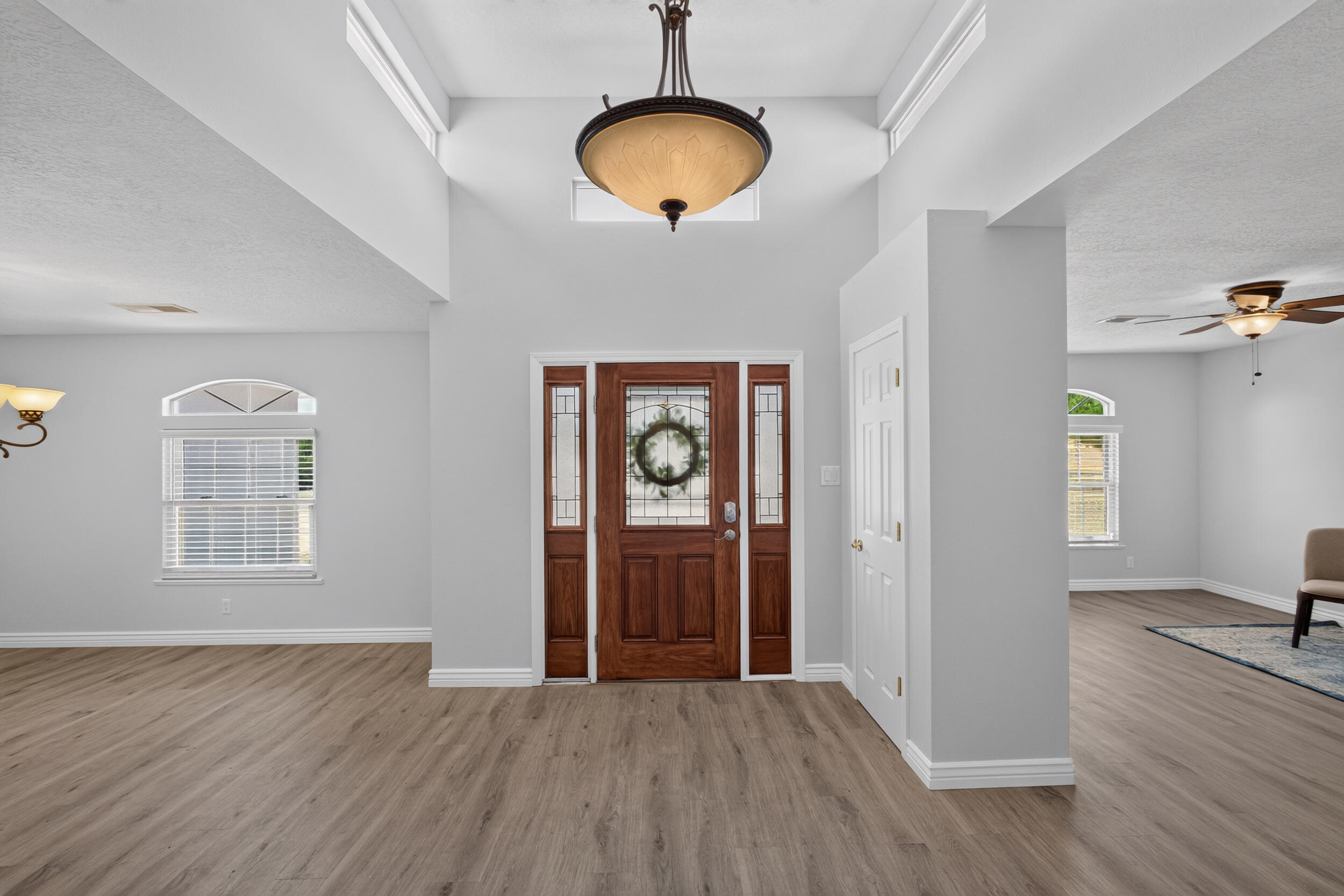 Photo 16 — 1400 Hillside Drive SW