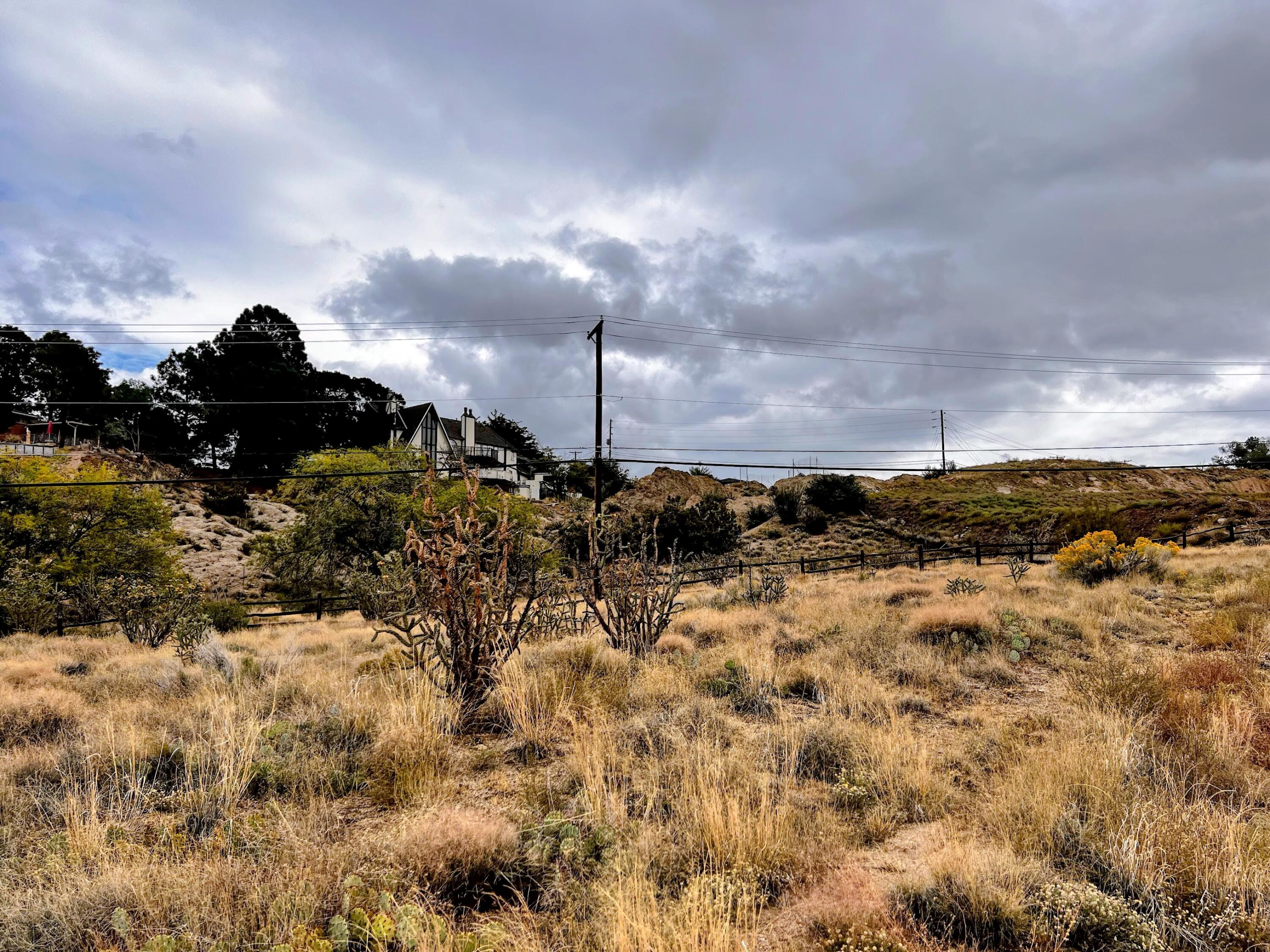  Hidden Valley / Lamp Post SE, Albuquerque, NM 87123