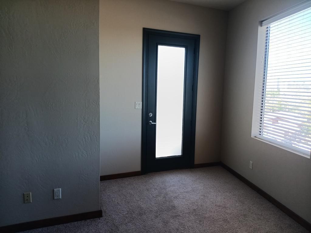 Photo 14 — 915 Edith Boulevard NE Unit B