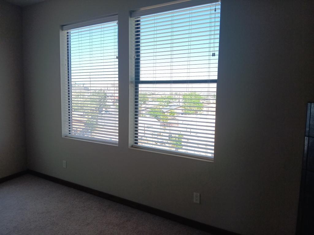 Photo 13 — 915 Edith Boulevard NE Unit B