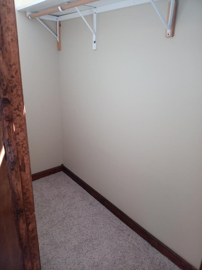 Photo 8 — 915 Edith Boulevard NE Unit B