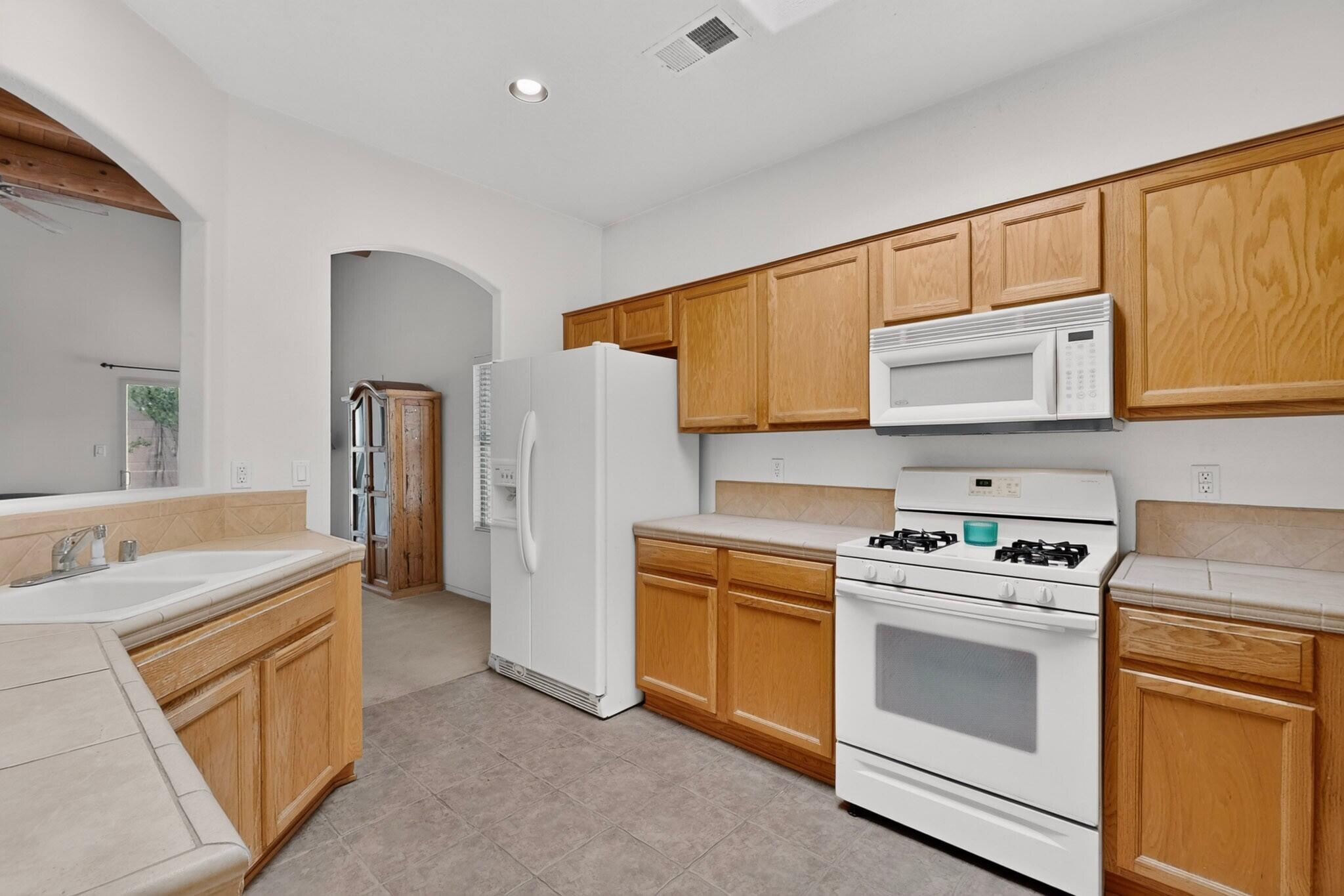 Photo 12 — 8409 Blush Road NW