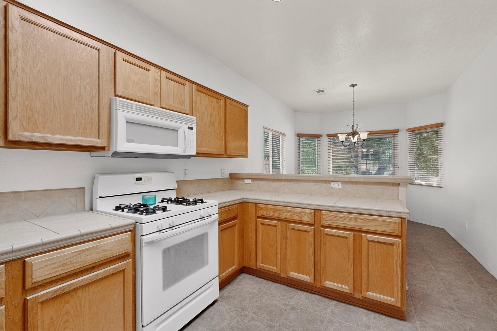 Photo 11 — 8409 Blush Road NW