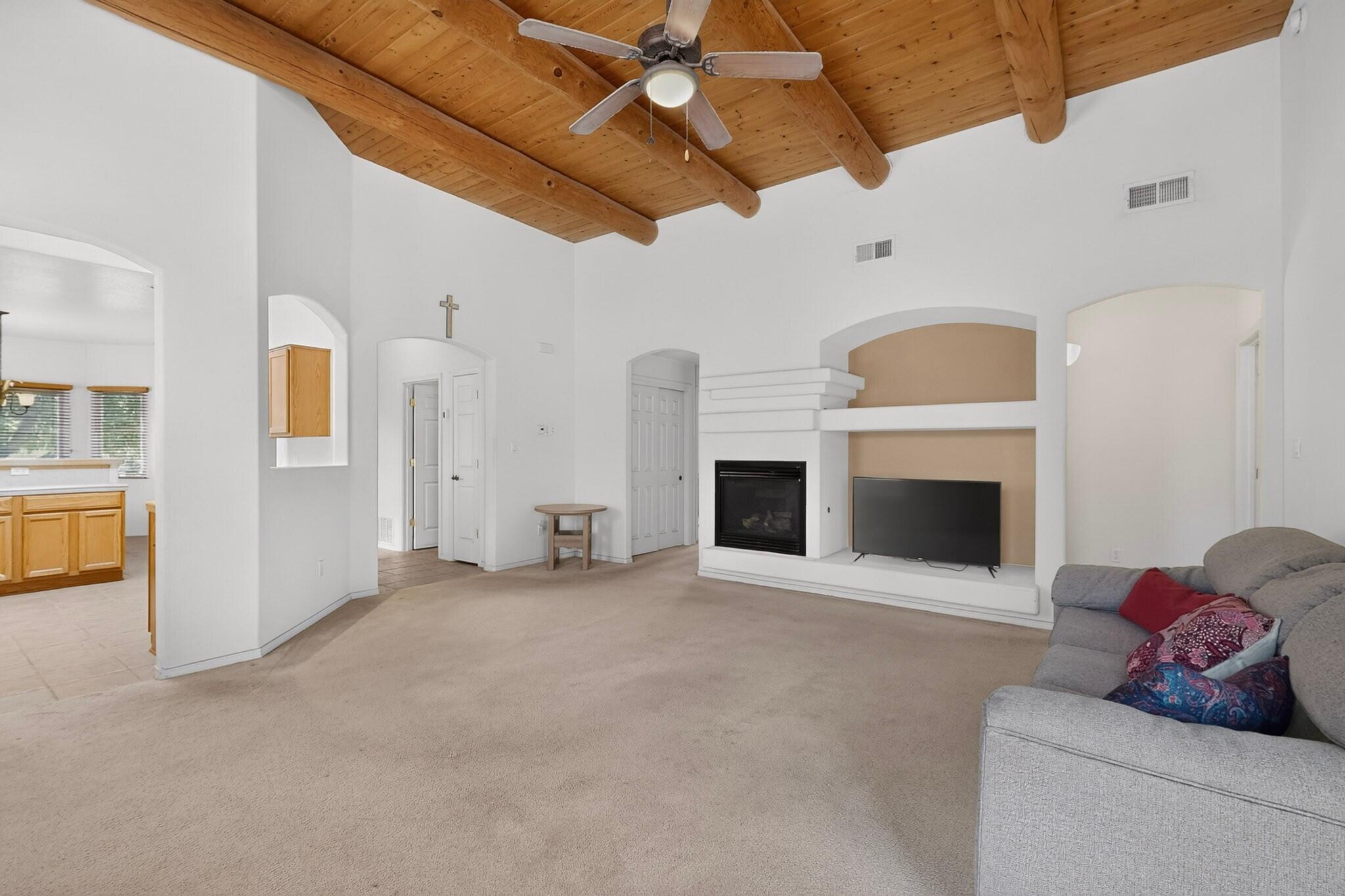 Photo 10 — 8409 Blush Road NW