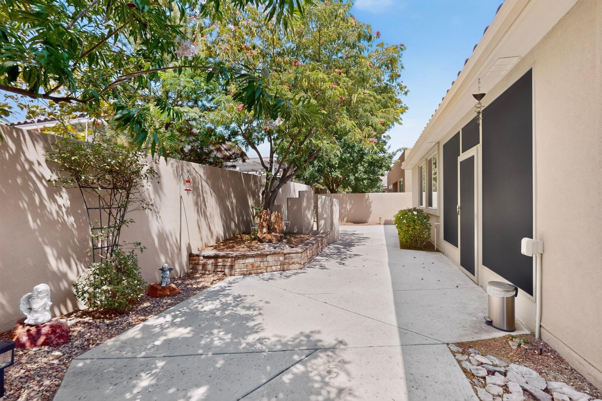 Photo 14 — 1029 Prairie Zinnia Drive