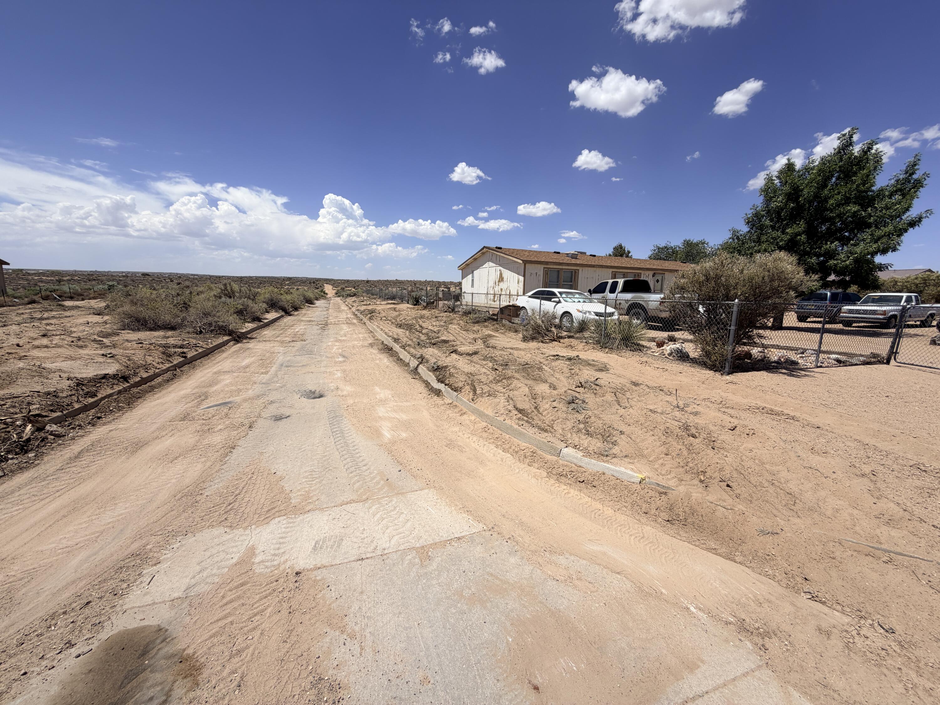 Photo 5 — 425 Hondo Road SW