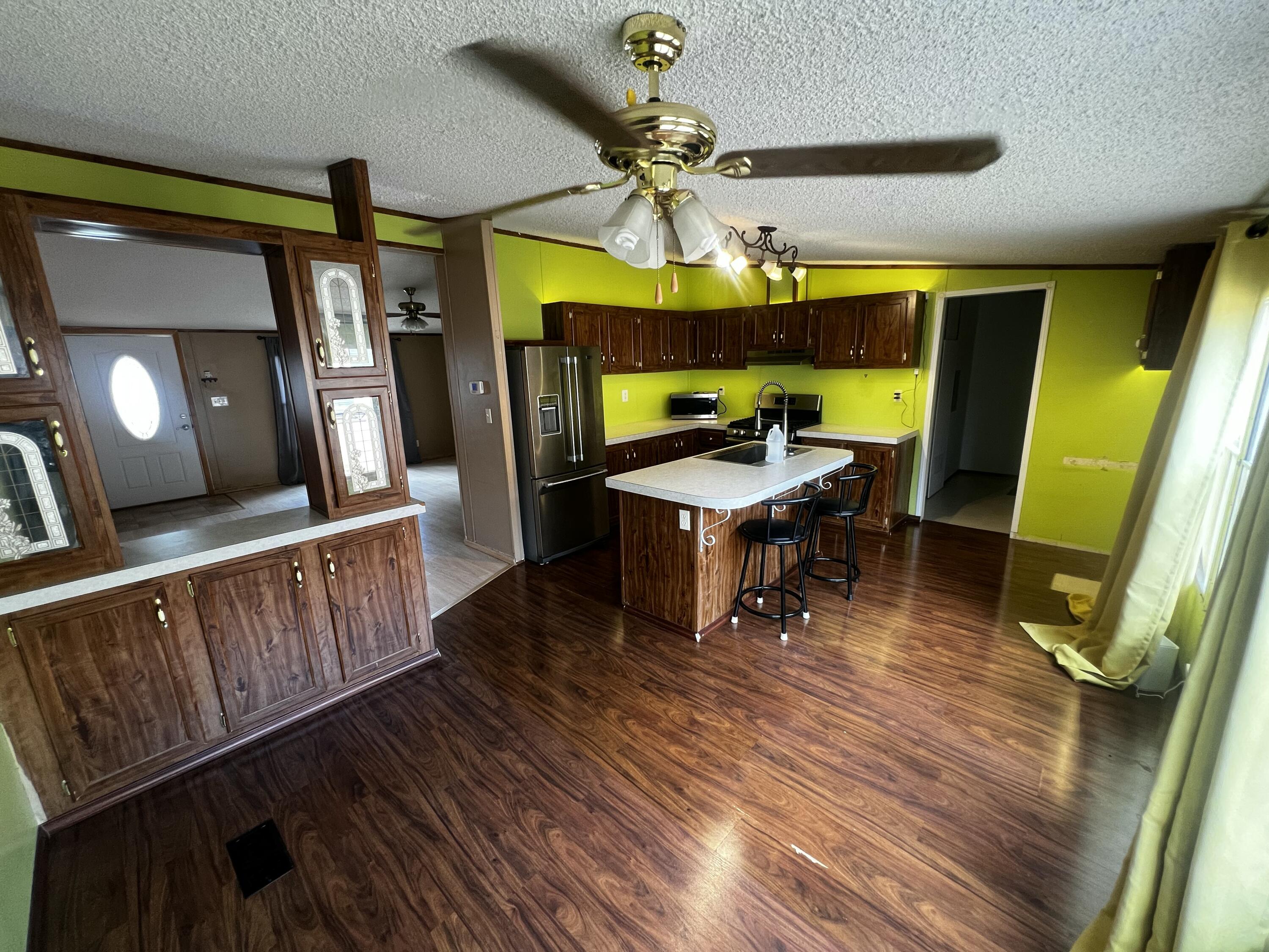 Photo 20 — 825 Corona Avenue