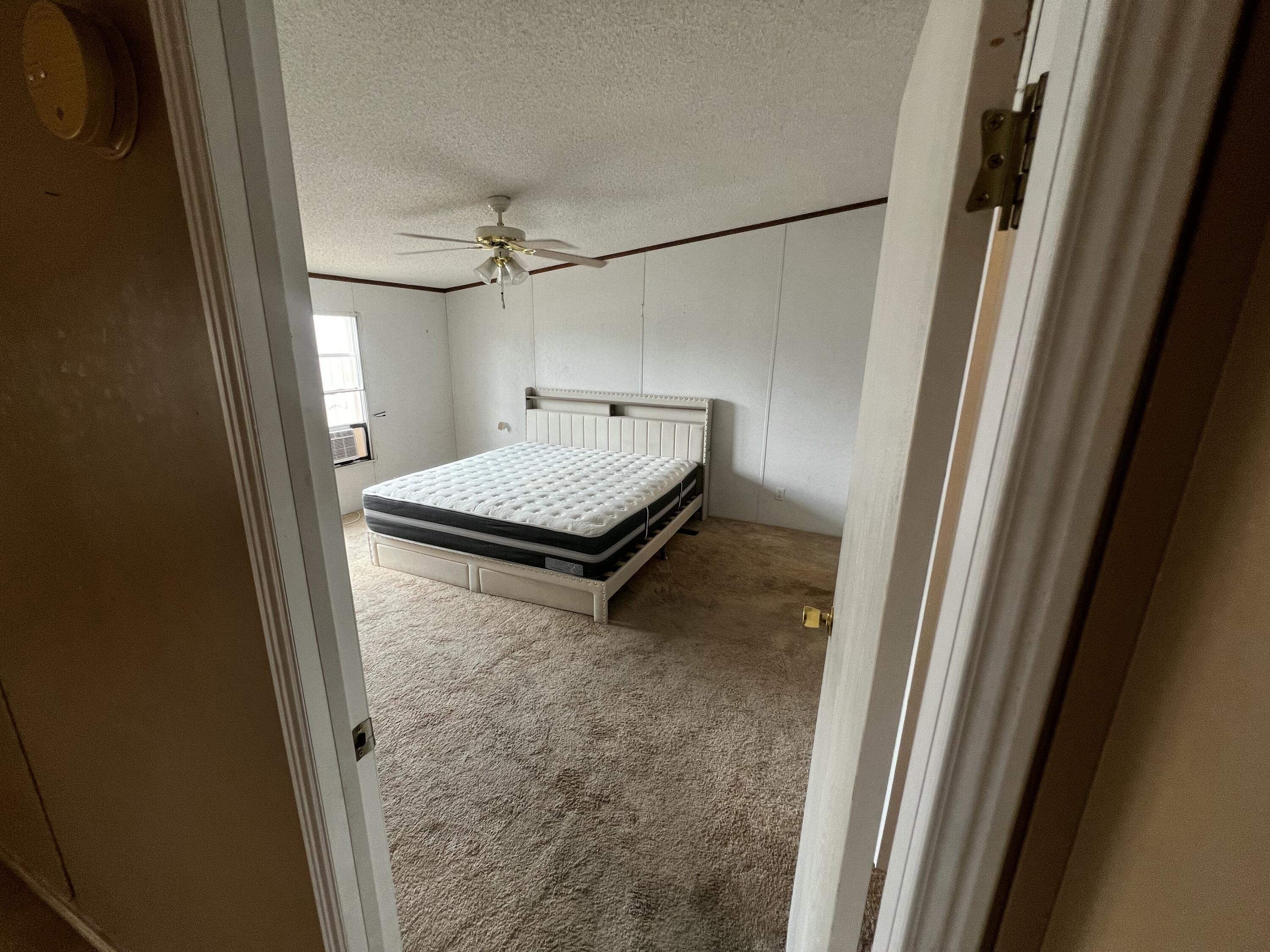 Photo 8 — 825 Corona Avenue
