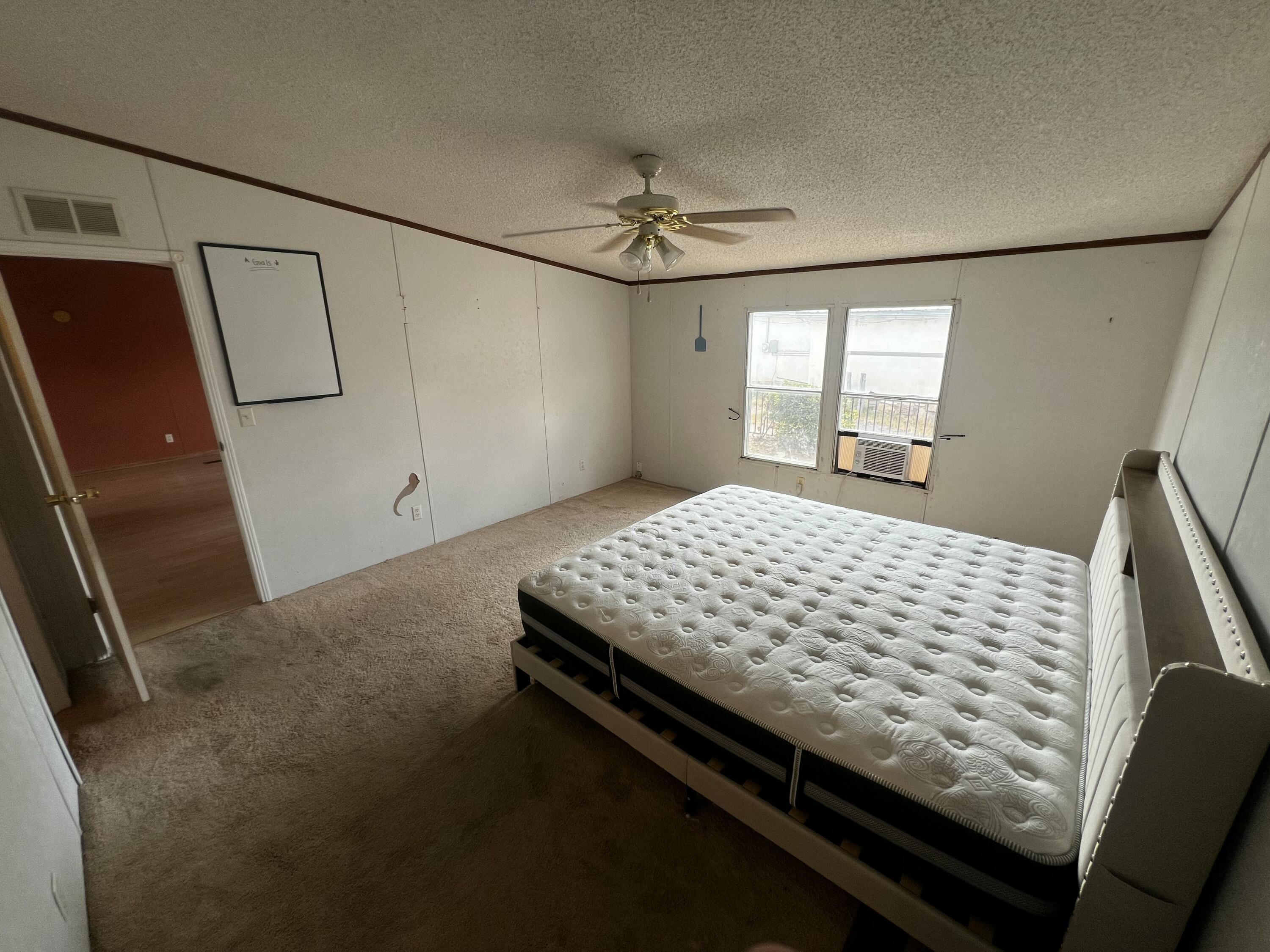 Photo 7 — 825 Corona Avenue