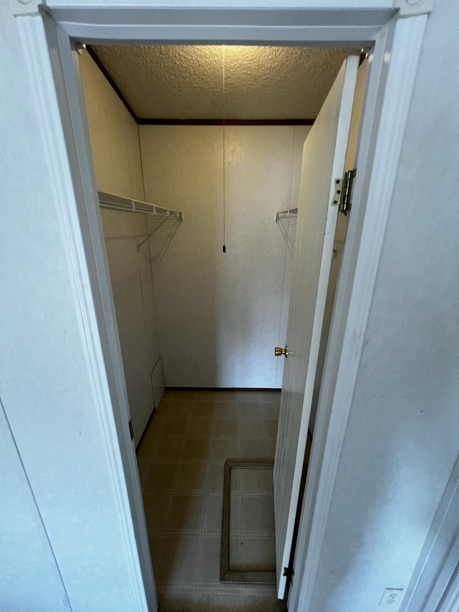 Photo 4 — 825 Corona Avenue