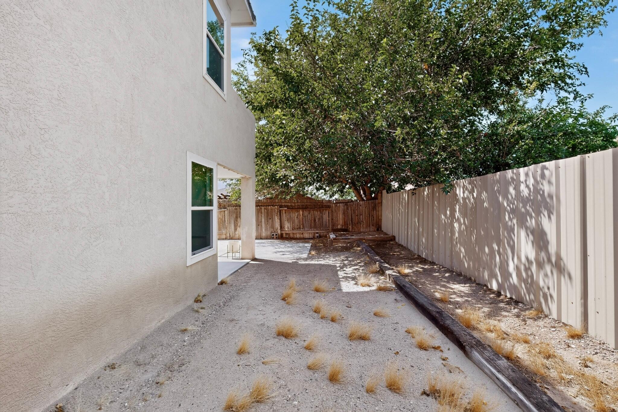 Photo 2 — 10504 Connemara Drive SW