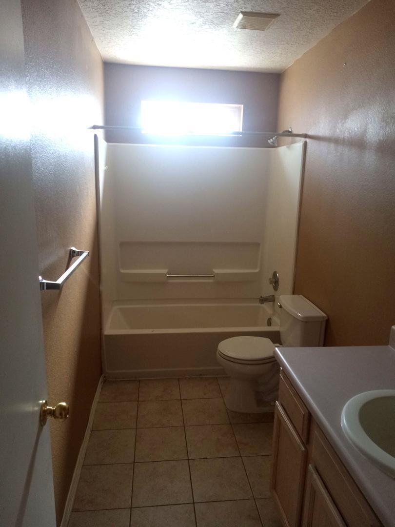 Photo 5 — 10636 Rigoletto Drive NW