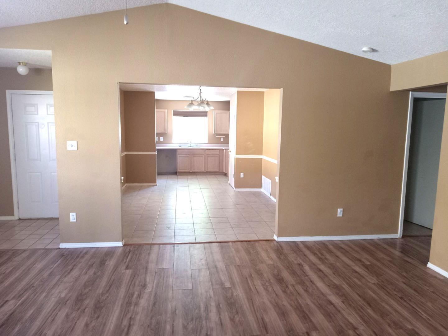 Photo 12 — 10636 Rigoletto Drive NW